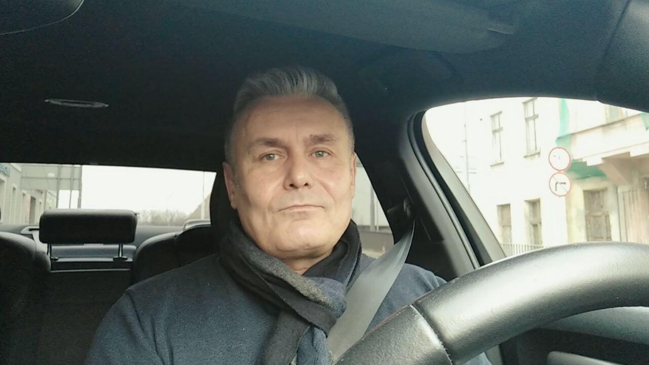 Pogotowie ratunkowe dostanie mniej pieniędzy niż TVP Kaczyńskiego. Ludziom to nie przeszkadza