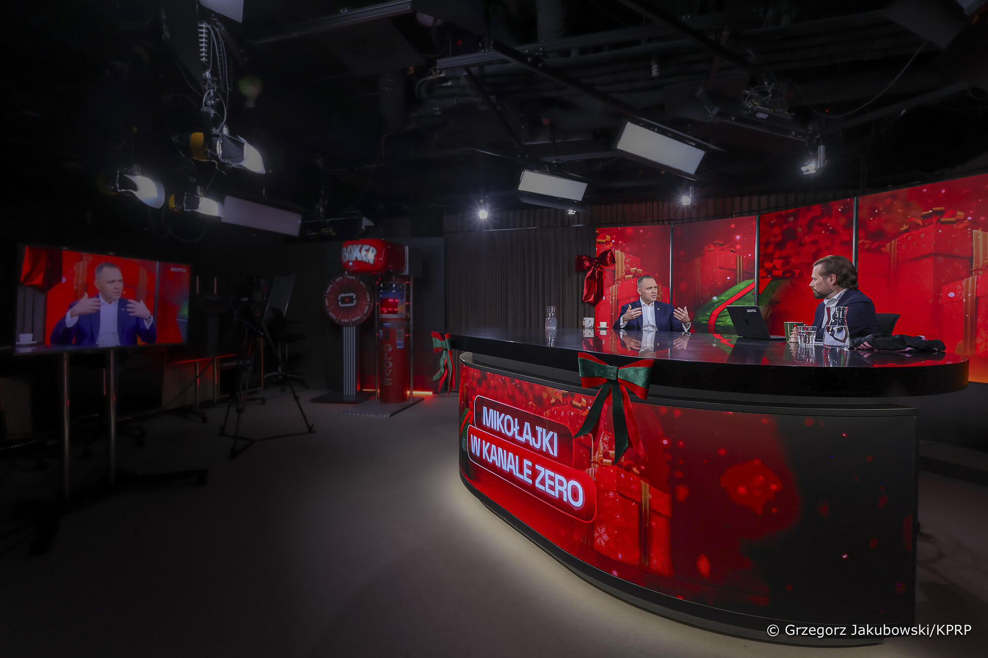 Prezydent Nawrocki chce zgasić &#8222;światło&#8221; ministrowi Żurkowi? &#8222;W boksie tak bywa&#8221;