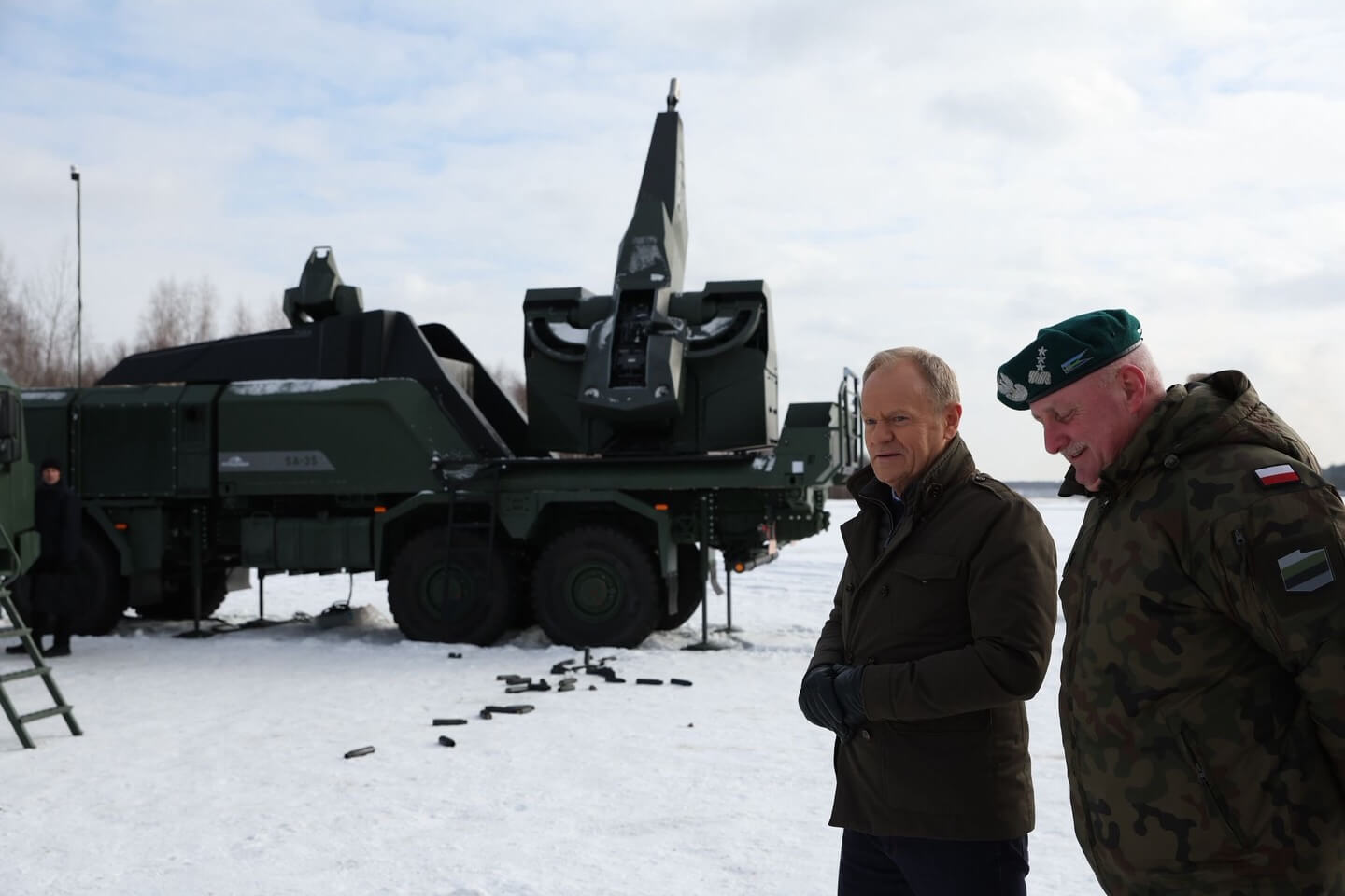 Tusk pisze o zakutych łbach! Opozycja: Tak mógł napisać tylko jakiś cham i prostak! Morawiecki: dotarło?