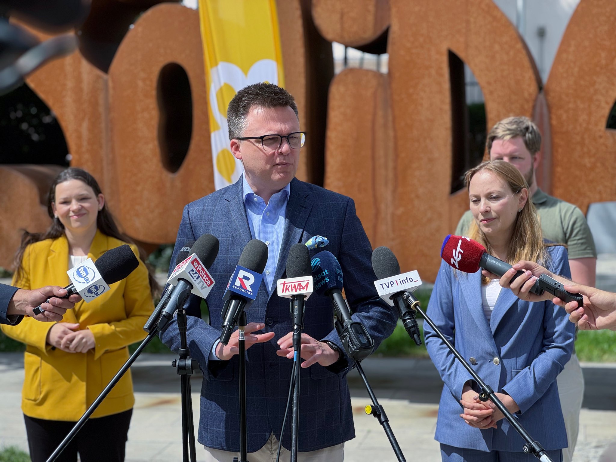 Polska 2050 podjęła decyzję. Hołownia z nową rolą