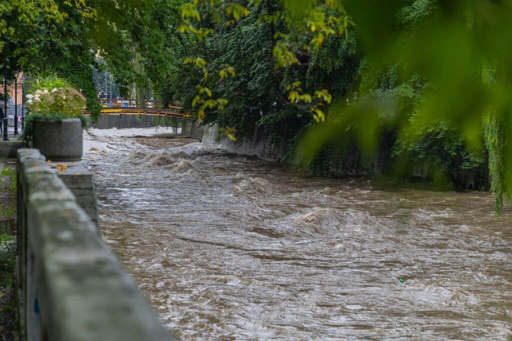 Dyrektor Wód Polskich w Gliwicach: w 2025 r. wykupiliśmy 25 nieruchomości z obszarów zagrożonych powodzią