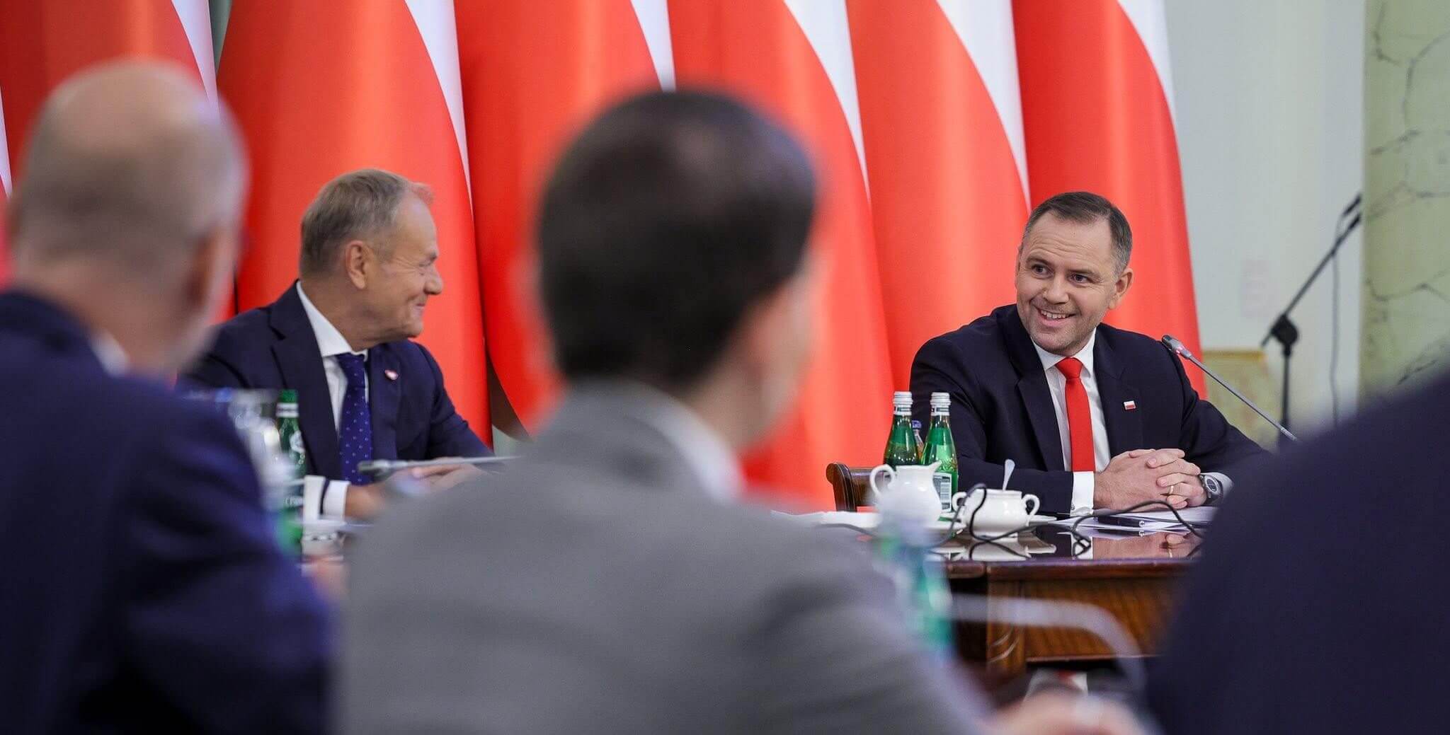 Tusk atakuje Nawrockiego! Ten odpowiada. I kpi z premiera