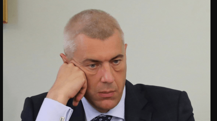 Giertych: jestem obrońcą Krala. „Czy ja dobrze rozumiem, że chłop jechał miesiącami po Kralu i Zondzie a teraz jest jego obrońcą? XD”